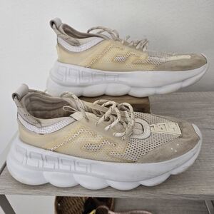WHOW! Versace Chain Reactions -Sz 12 / Head Turners-  Some Markings. Still Great